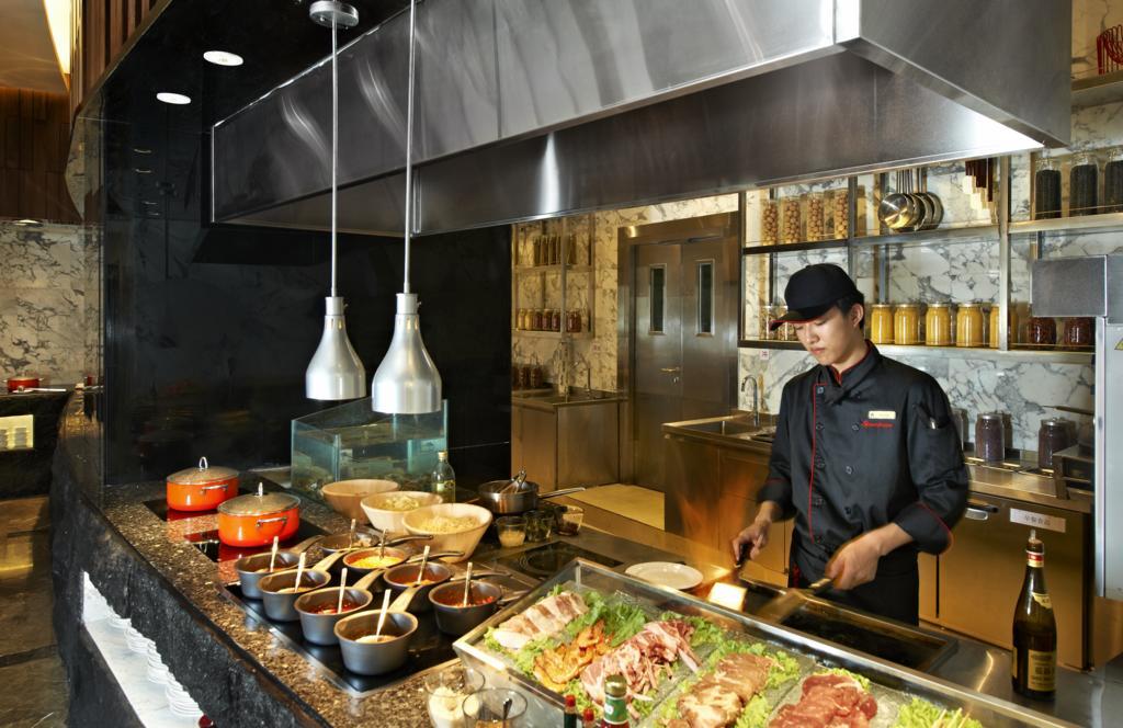 Hotel Nikko Tianjin Exterior photo A live kitchen at a hotel