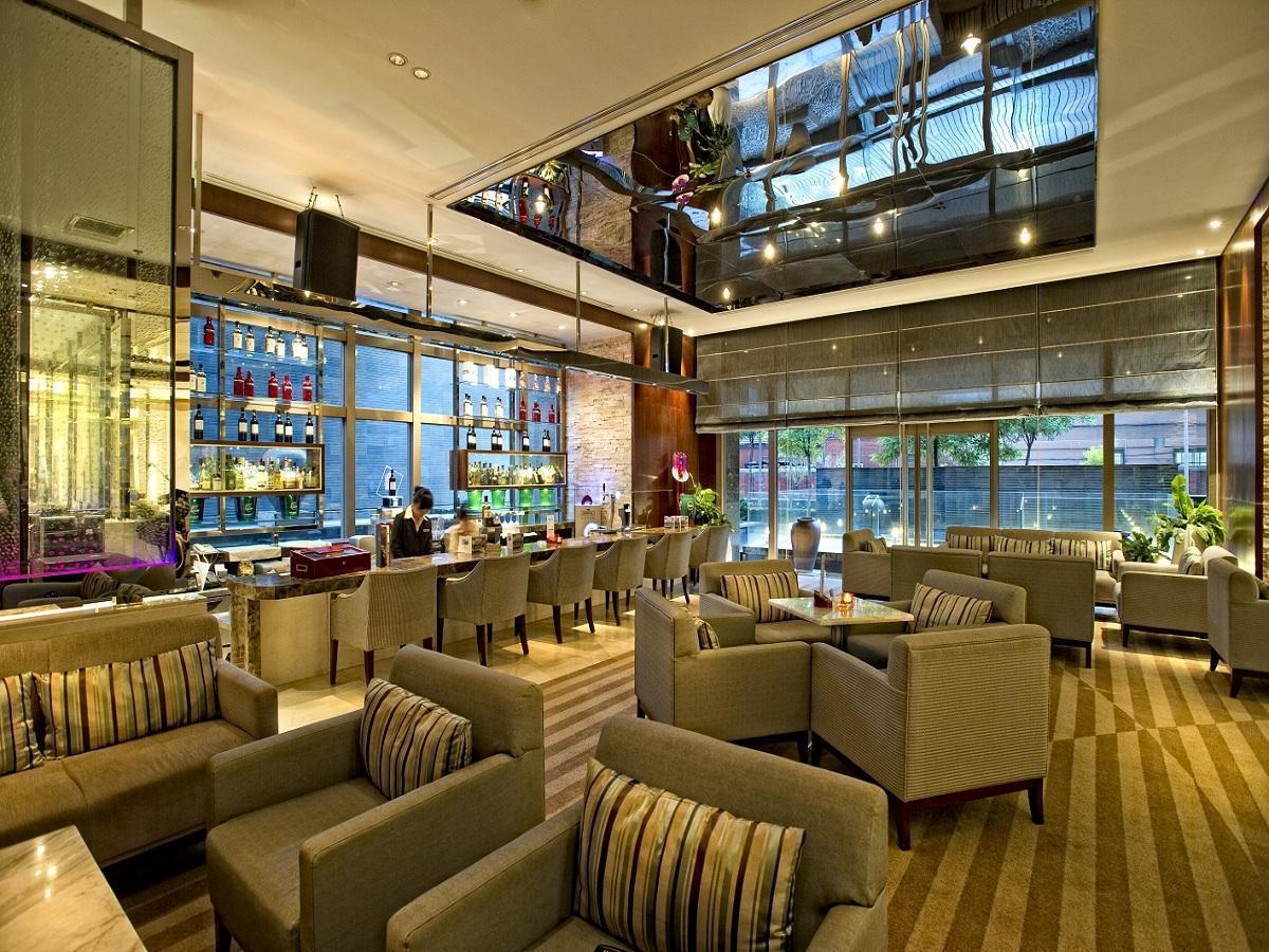 Hotel Nikko Tianjin Exterior photo The lounge at the airport
