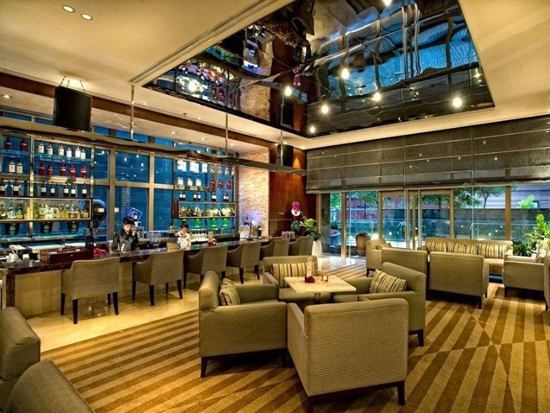 Hotel Nikko Tianjin Exterior photo The lounge at the airport