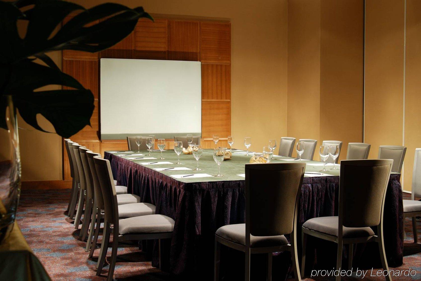 Hotel Nikko Tianjin Exterior photo Meeting room