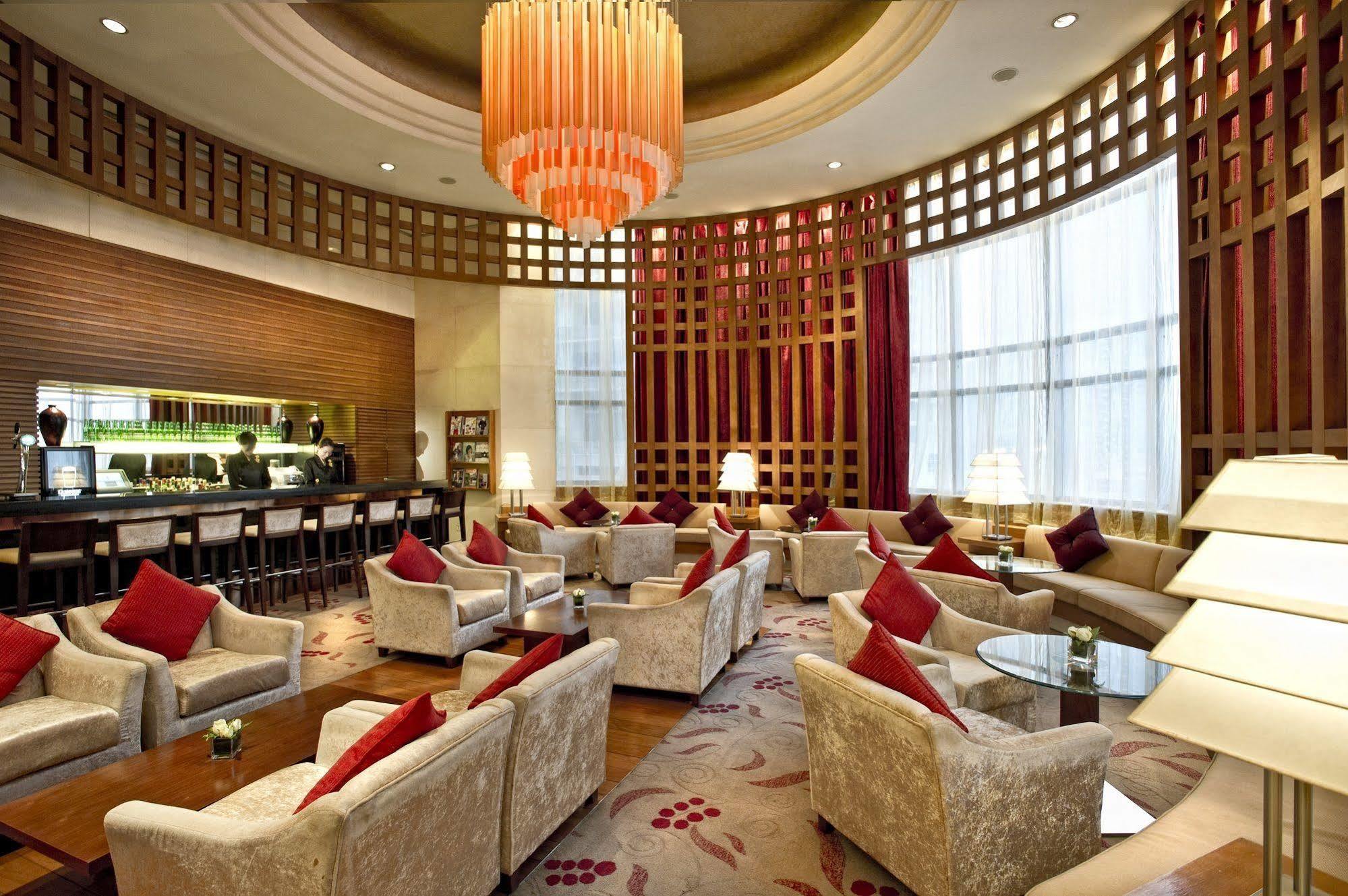 Hotel Nikko Tianjin Exterior photo The lounge at the airport